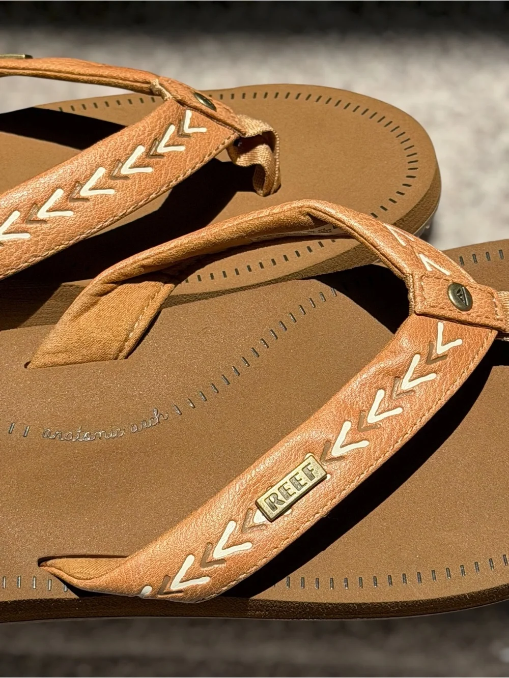NEW Reef Beachbreak Tan Cushion Flip Flops Comfort Beach Thong Sandals Vacation